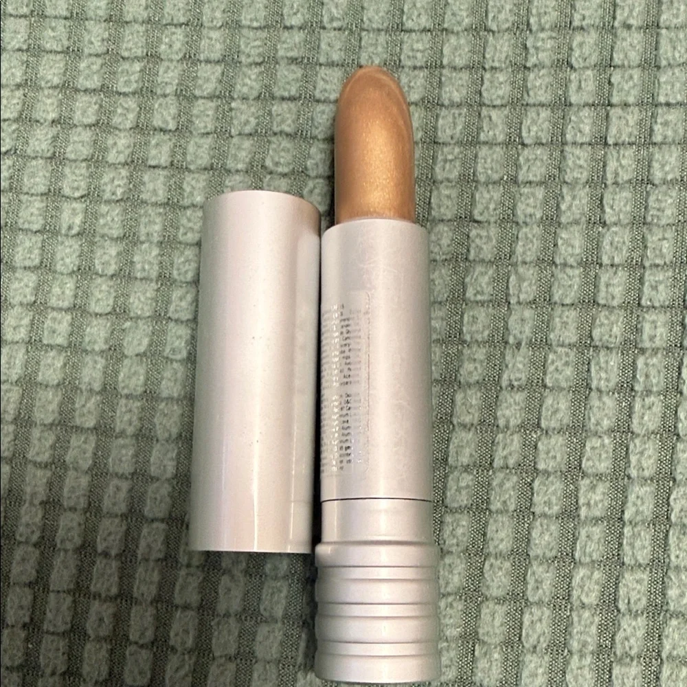 Elegant Cream Sugar Shine Lipstick